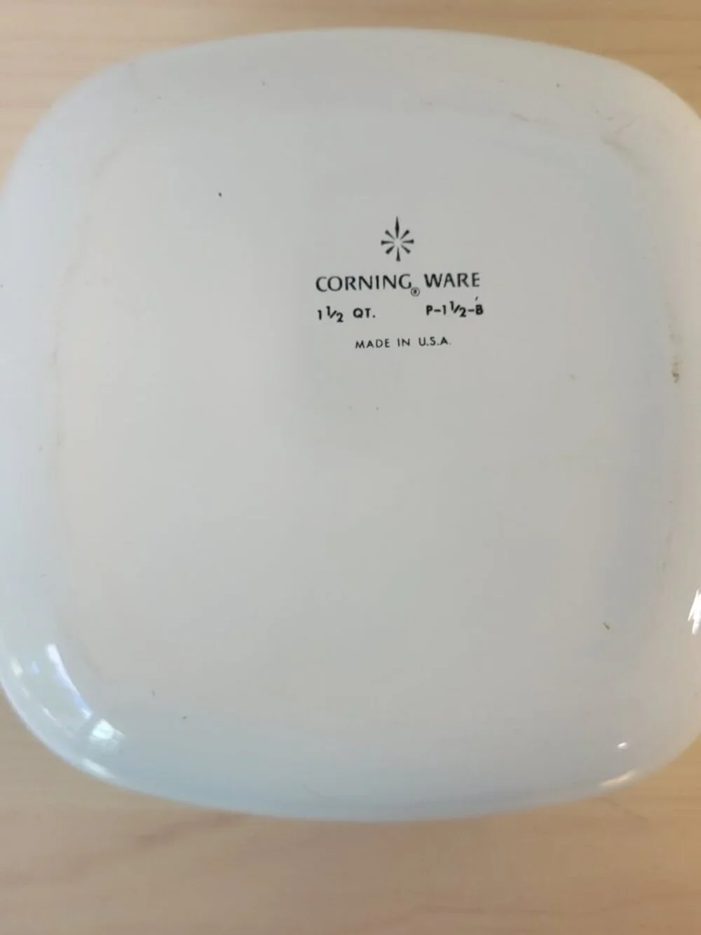 Vintage CORNINGWARE Blue Cornflower 1.5-Quart Casserole Dish w/ Damaged Lid Knob